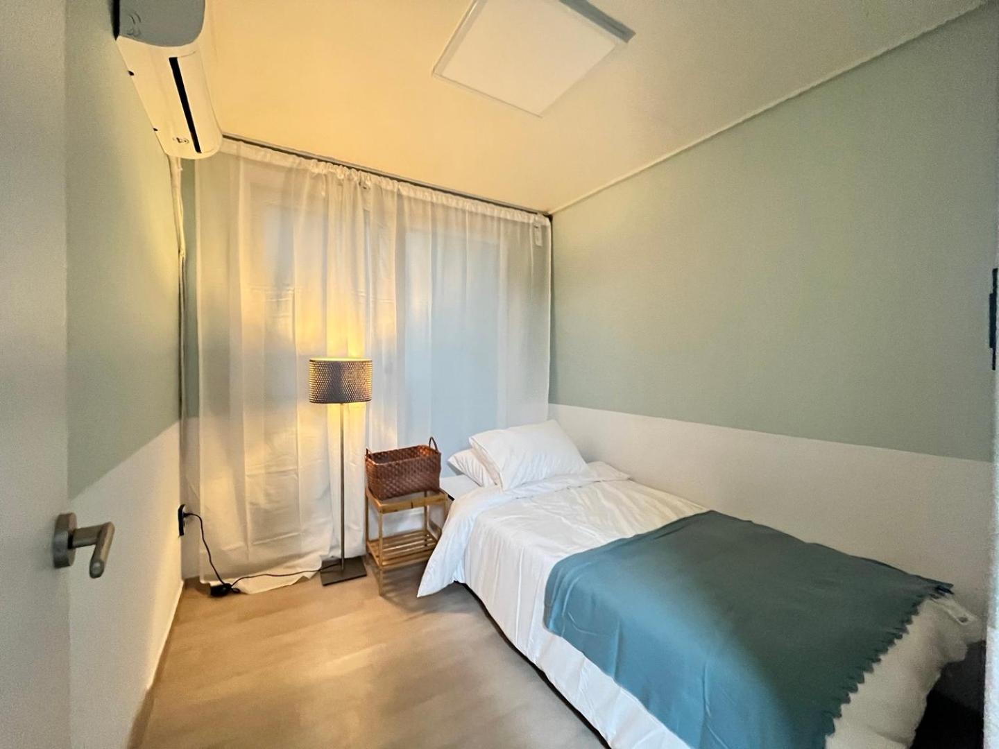 #hapjeong Station Cozy Chunbae's House Seoul
